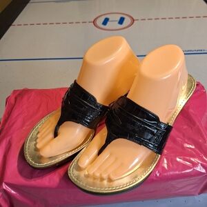 Michael Kors Elegant Black and Gold Women's Sandals. Size 9.5 M